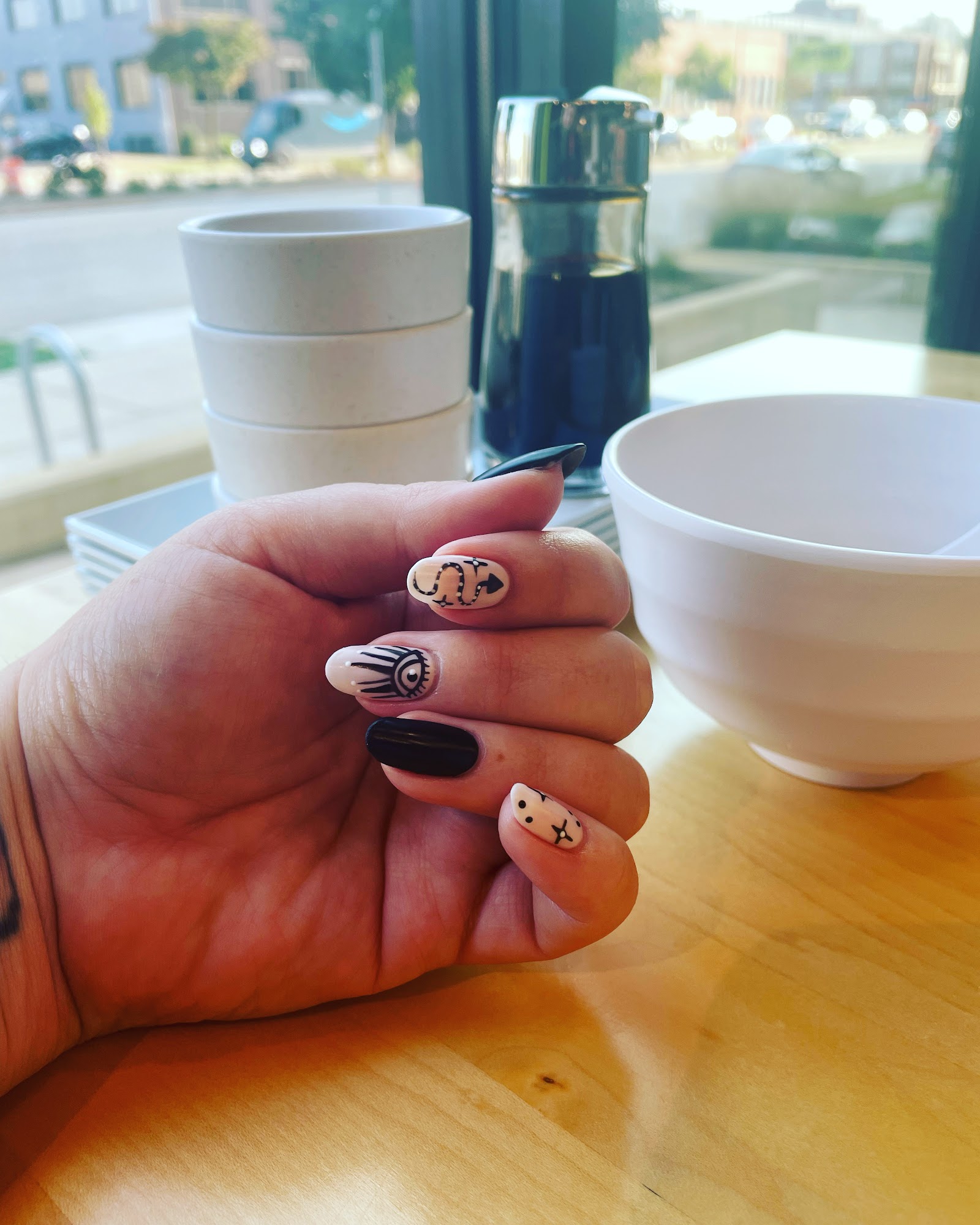 SKM Hair and Nails nail photo 2
